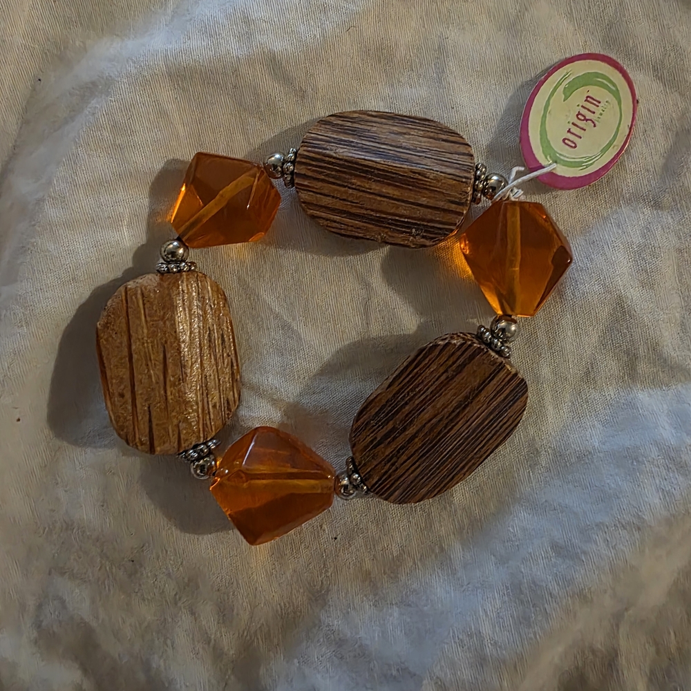 Elegant Wooden and Amber Bracelet